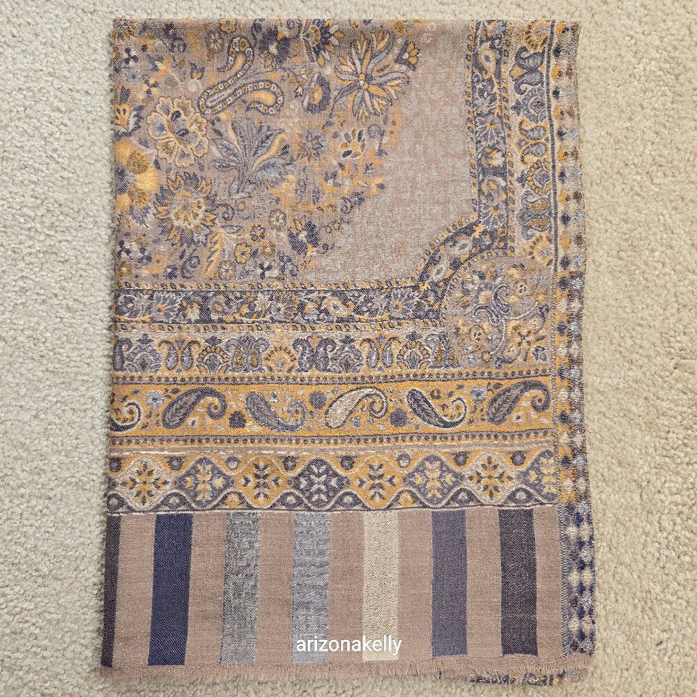 NWOT Cashmere Jacquard Lightweight Jamawar Shawl Scarf Yellow Blue